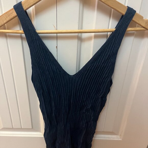 Contemporaine Vision dark-blue thick strap cami - Picture 2 of 3